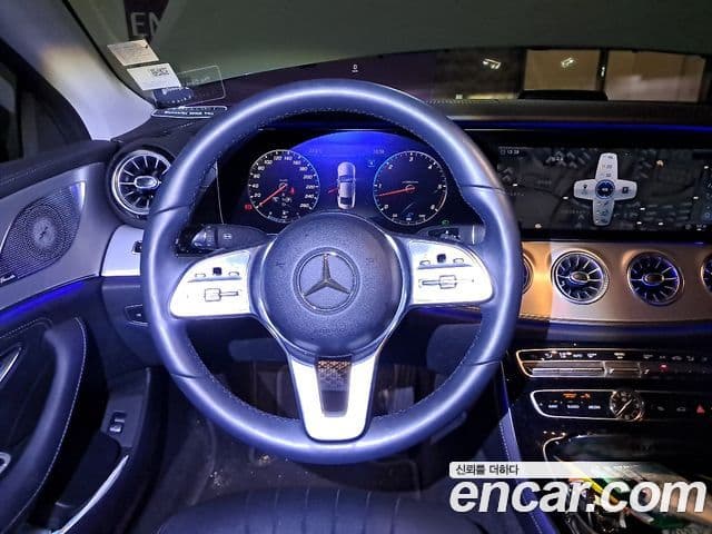 Mercedes-Benz CLS-Class 2019 — ფოტო 17/20