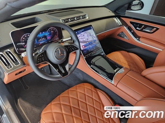 Mercedes-Benz S-Class 2025 — Photo 3/20