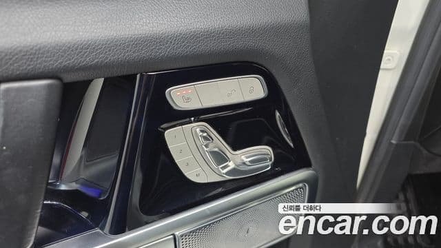 Mercedes-Benz G-Class 2021 — Photo 6/34