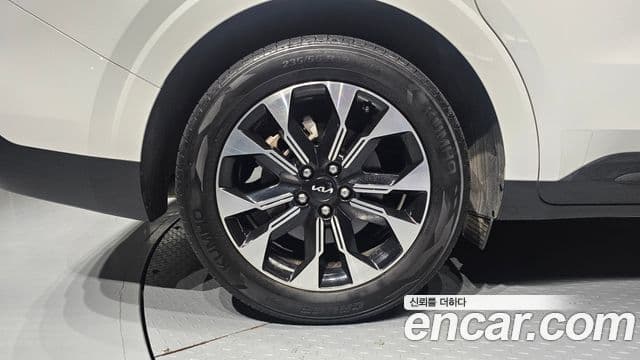 Kia Carnival 2023 — Şəkil 4/20