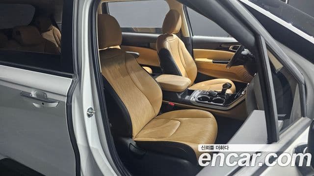 Kia Carnival 2023 — Şəkil 12/20