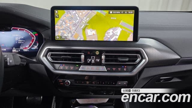 BMW X3 2024 — ფოტო 14/20