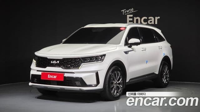 Kia Sorento 2021 — Фото 1/20