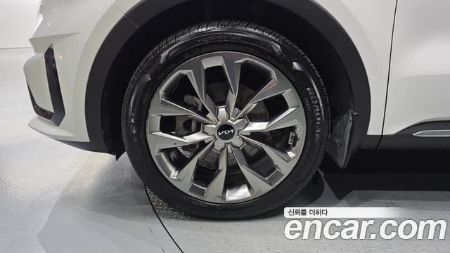 Kia Sorento 2021 — Фото 5/20