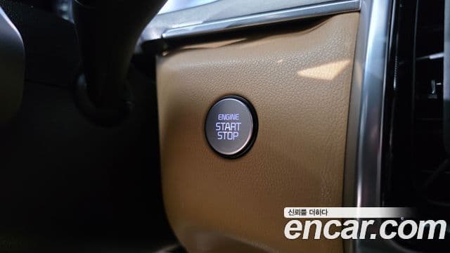 Kia Sorento 2021 — Фото 17/20