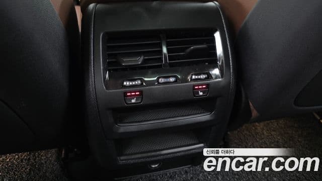 BMW X5 2019 — Şəkil 18/20