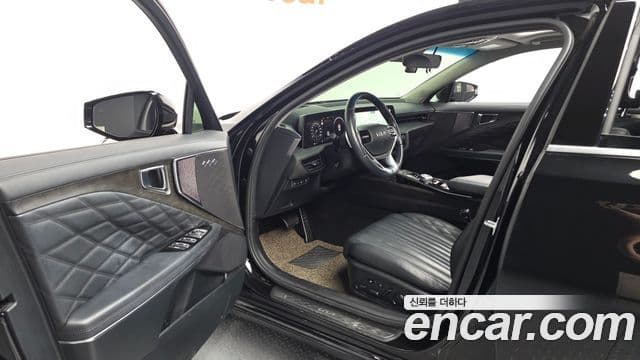 Kia K8 2021 — Şəkil 10/20