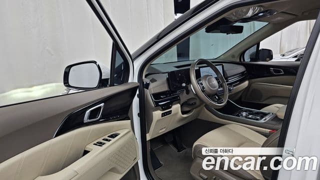 Kia Carnival 2024 — ფოტო 10/20