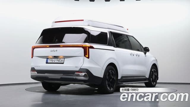 Kia Carnival 2025 — ფოტო 2/20