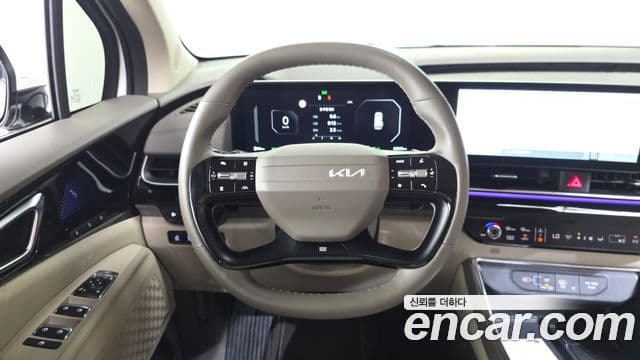 Kia Carnival 2025 — ფოტო 13/20