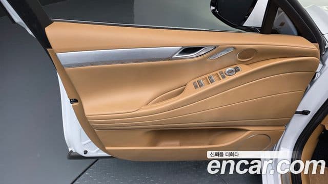 Genesis G80 2024 — Photo 32/34