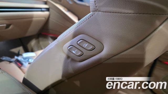 Genesis G80 2024 — Photo 17/34
