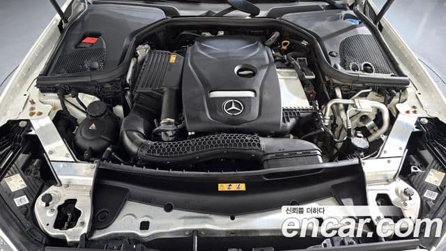 Mercedes-Benz E-Class 2020 — ფოტო 5/20
