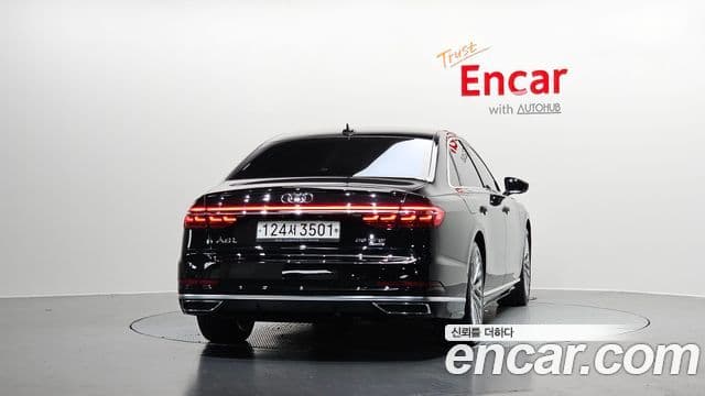 Audi A8 2020 — Фото 4/20