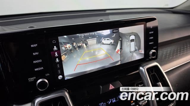 Kia Sorento 2021 — Şəkil 15/20