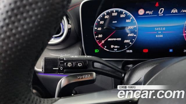 Mercedes-Benz GLC-Class 2025 — Photo 35/35