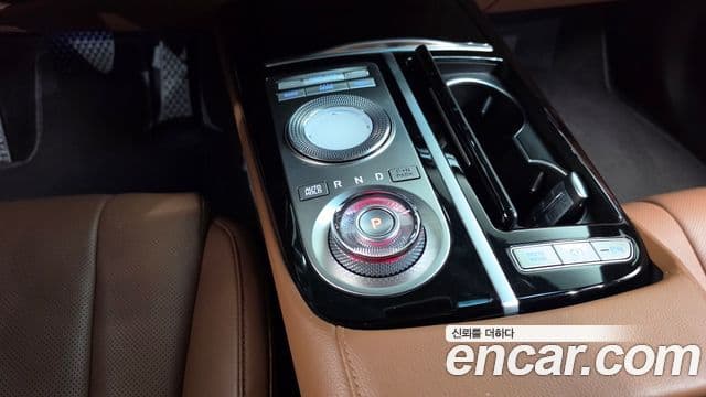 Genesis Electrified G80 2022 — ფოტო 9/20
