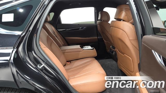 Genesis Electrified G80 2022 — ფოტო 11/20
