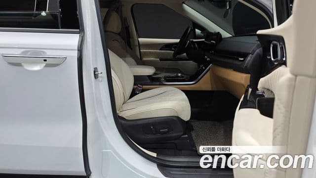 Kia Carnival 2023 — Şəkil 4/34