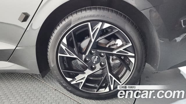 Kia K5 2024 — фото 4 из 20