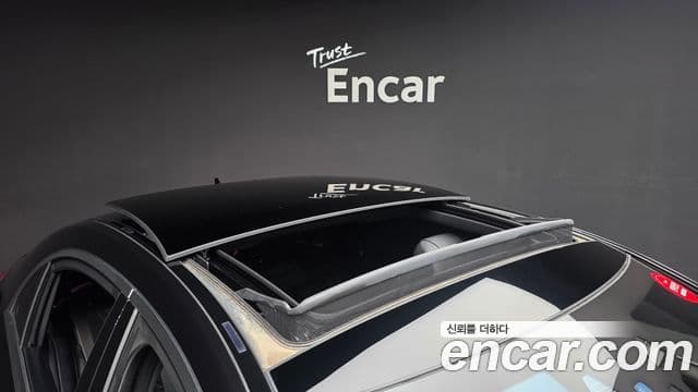 Mercedes-Benz S-Class 2018 — Photo 13/36