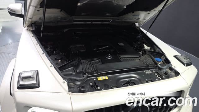 Mercedes-Benz G-Class 2020 — Photo 1/20