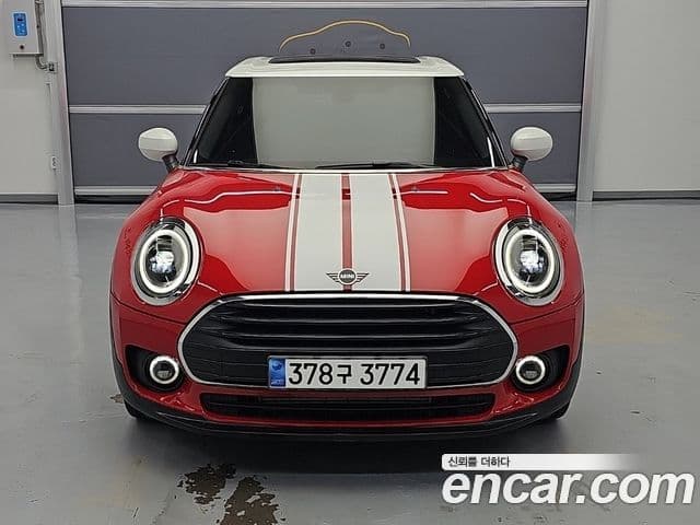 Mini Cooper Clubman 2023 — ფოტო 1/18