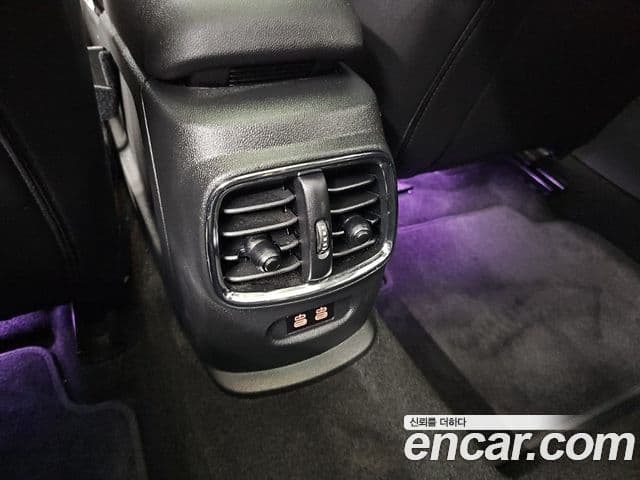 Mini Cooper Clubman 2023 — ფოტო 12/18