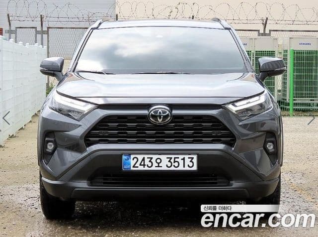 Toyota RAV4 2025 — ფოტო 10/20