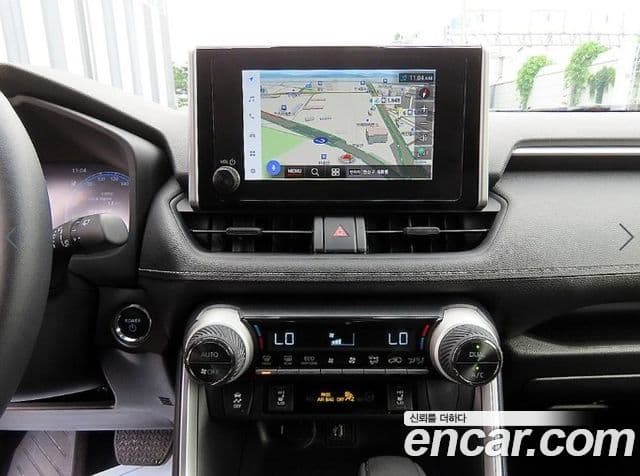 Toyota RAV4 2025 — ფოტო 11/20