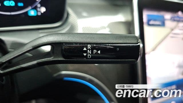 Mercedes-Benz C-Class 2022 — ფოტო 8/20