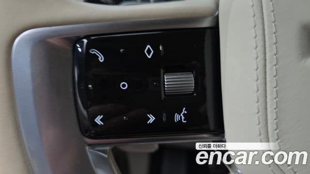 Land Rover Range Rover 2022 — Photo 11/36