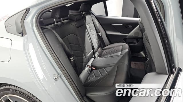 BMW 5 Series 2024 — Şəkil 10/20