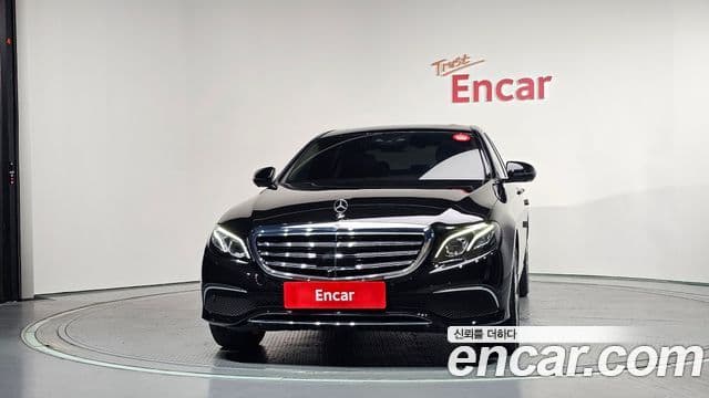 Mercedes-Benz E-Class 2020 — ფოტო 2/20