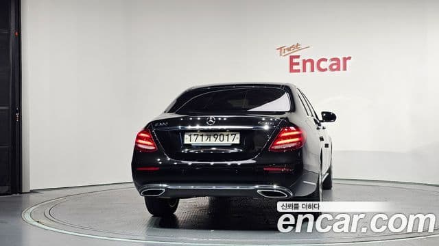 Mercedes-Benz E-Class 2020 — ფოტო 3/20