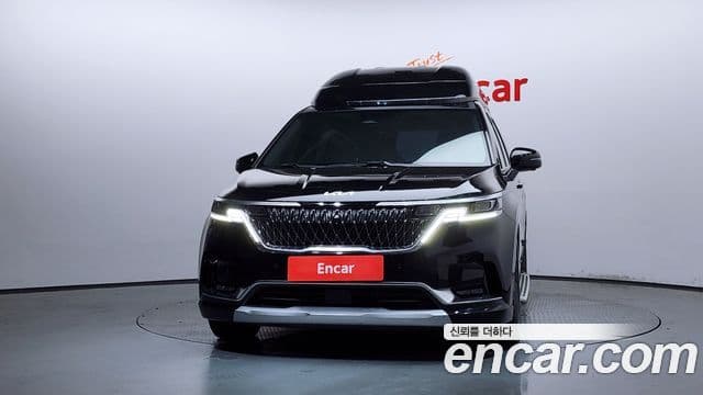 Kia Carnival 2021 — Фото 3/20