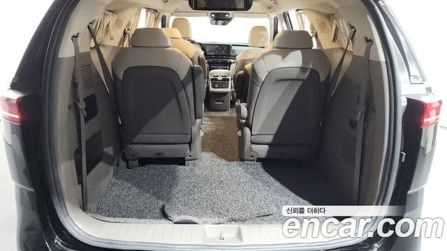 Kia Carnival 2021 — Фото 20/20