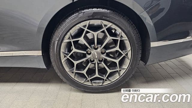 Genesis G80 2020 — ფოტო 21/34