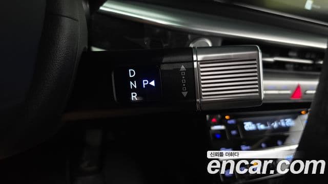 Hyundai Grandeur 2023 — фото 8 из 20