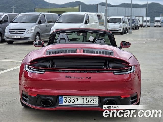 Porsche 911 2021 — фото 5 из 20