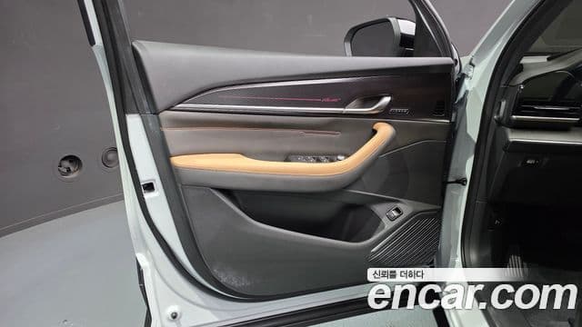 Renault Samsung Filante 2026 — Photo 13/33