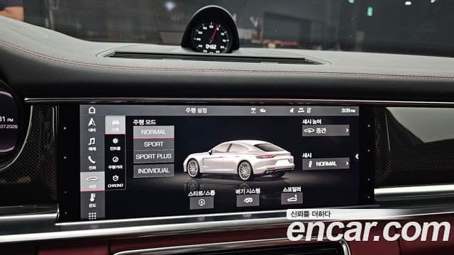 Porsche Panamera 2021 — Şəkil 17/20