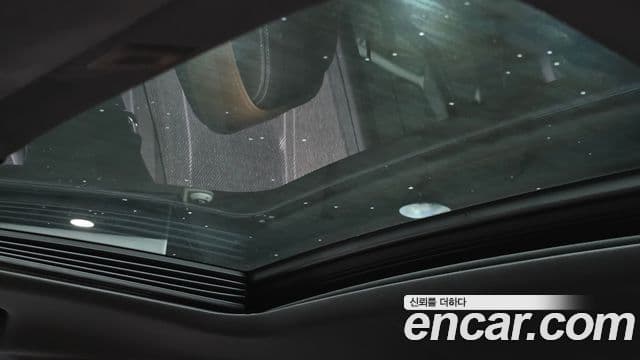 BMW 5 Series 2022 — ფოტო 18/20