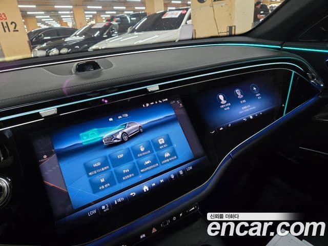 Mercedes-Benz E-Class 2025 — Фото 9/20