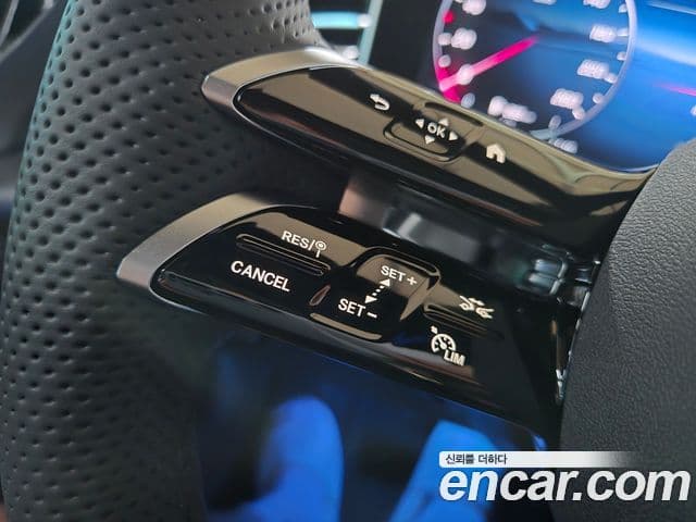 Mercedes-Benz E-Class 2025 — Фото 10/20