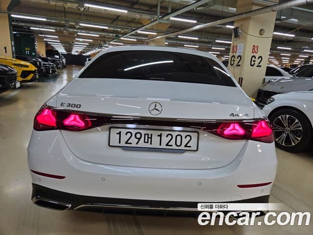 Mercedes-Benz E-Class 2025 — Фото 14/20