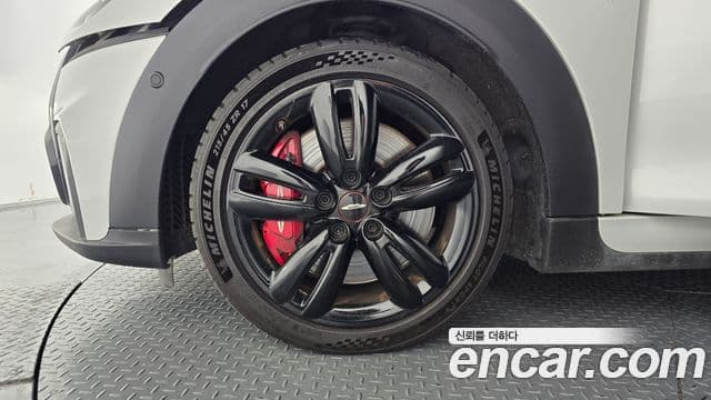 Mini Cooper S 2021 — фото 5 из 20