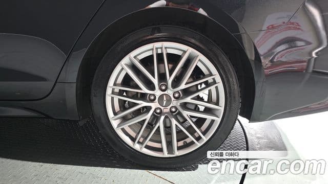 Genesis G70 2019 — Şəkil 22/39