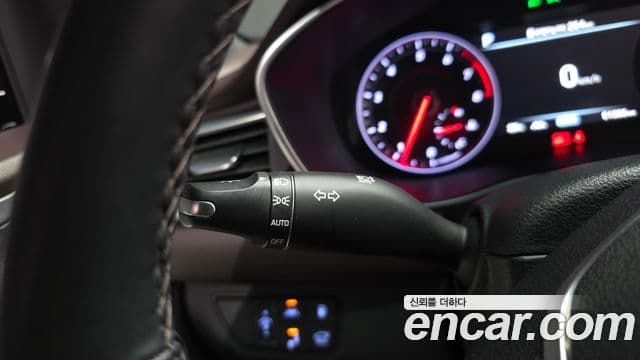 Genesis G70 2019 — Şəkil 19/39