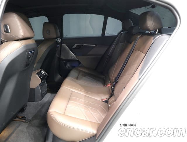 BMW 5 Series 2025 — Şəkil 15/20
